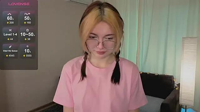 Susan Gardner online show from December 2025 08:32:02 AM