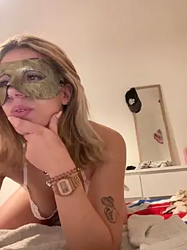 DouceAngela69 online show from November 2025 07:13:01 PM