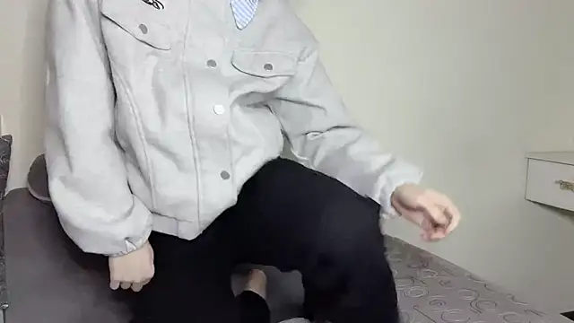 xiaoyang5200 online show from November 2025 01:55:02 PM