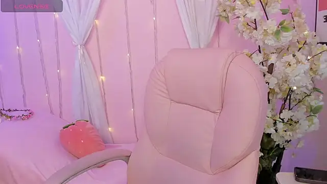 Jenny Wolridge  online show from March 2026 08:33:01 PM