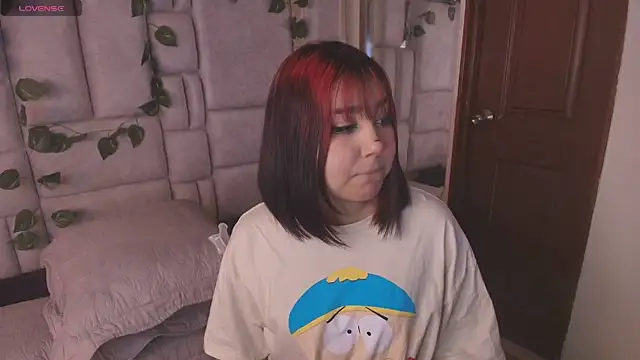 sophiievv online show from September 2025 12:28:02 PM