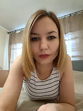 VeroLoverx online show from November 2025 10:54:02 AM