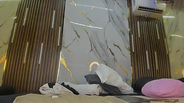 VictoriaDuart online show from December 2025 07:54:02 PM