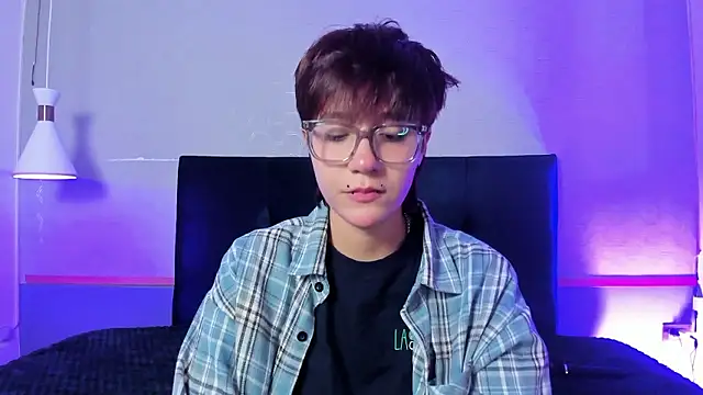 Tsuki Maru online show from January 2026 03:45:02 AM