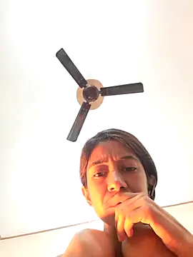 Evneet27 Saavu online show from February 2026 07:14:02 AM