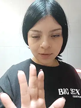 LunaJacobs online show from March 2026 06:25:02 PM