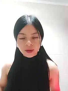 Snapshot of LunaJacobs chatting on May 2026 08:48:01 PM LunaJacobs online show from May 2026 08:48:01 PM