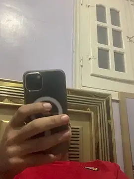 FlungBergenia online show from October 2025 05:00:01 PM