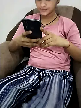 Student girl2 online show from October 2025 05:41:02 PM