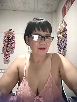 Snapshot of Ki_xxx chatting on September 2025 02:39:02 PM Ki xxx online show from September 2025 02:39:02 PM