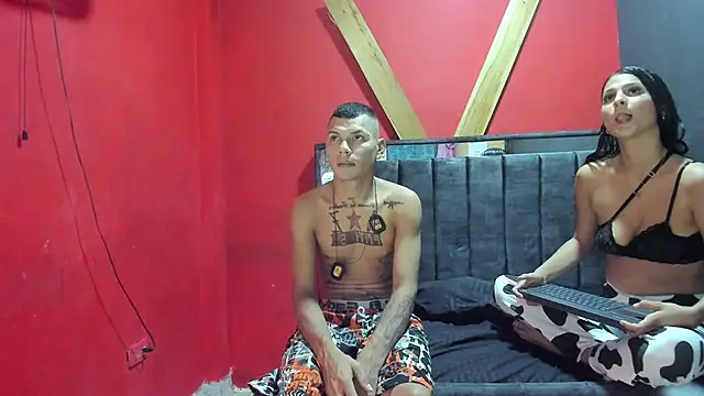 catalina hard love online show from November 2025 12:22:01 AM