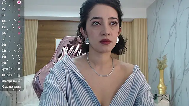 sara lopez s online show from February 2026 01:12:02 PM