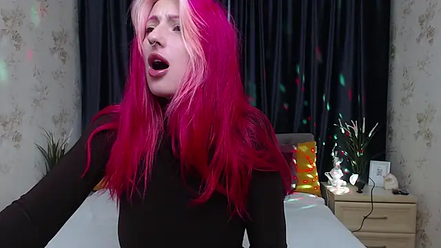 Nina Blum  online show from November 2025 06:14:02 AM