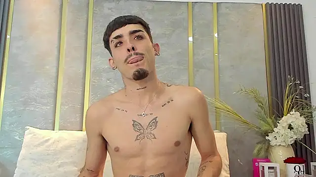 NikoStone  online show from December 2025 04:31:02 AM