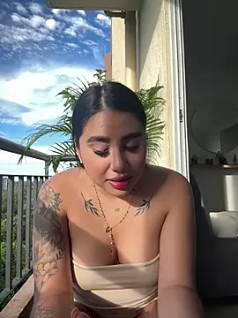 Snapshot of Sophie_Dreamss chatting on May 2026 09:31:02 PM Sophie Dreamss online show from May 2026 09:31:02 PM