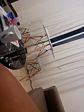 trickyOne online show from December 2025 07:53:02 PM