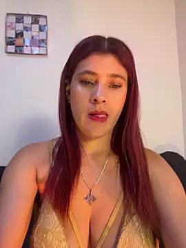Snapshot of Skarlett_12_ chatting on May 2026 09:25:01 AM Skarlett 12 online show from May 2026 09:25:01 AM