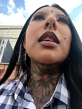 missashlyrosette online show from December 2025 07:32:01 PM