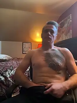 DILFiGuess11 online show from February 2026 03:35:01 PM