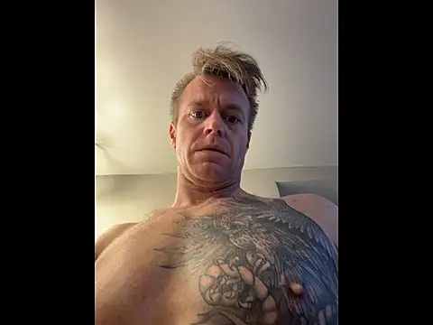 Snapshot of DILFiGuess11 chatting on May 2026 02:36:02 PM DILFiGuess11 online show from May 2026 02:36:02 PM