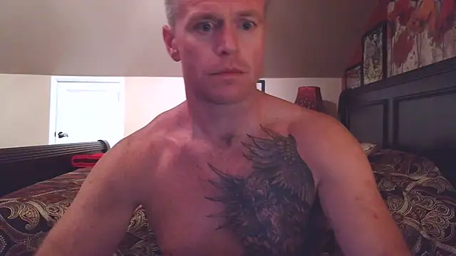 Snapshot of DILFiGuess11 chatting on June 2026 05:12:01 AM DILFiGuess11 online show from June 2026 05:12:01 AM