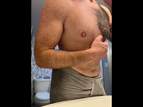 Snapshot of DILFiGuess11 chatting on July 2026 02:05:17 AM DILFiGuess11 online show from July 2026 02:05:17 AM