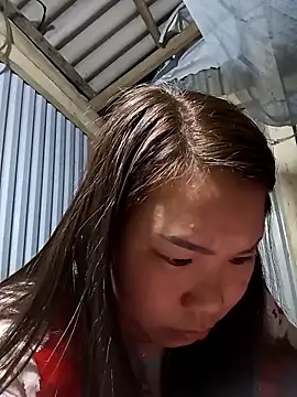 may-squirl online show from November 2025 03:15:02 PM