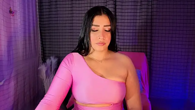 Kayleemorales online show from January 2026 04:55:01 PM