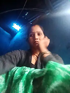 Jooli xx online show from October 2025 03:32:01 AM