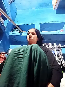 Jooli xx online show from March 2026 01:53:01 AM