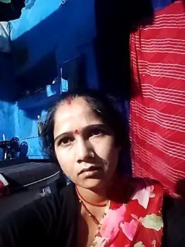 Jooli xx online show from March 2026 02:54:02 PM