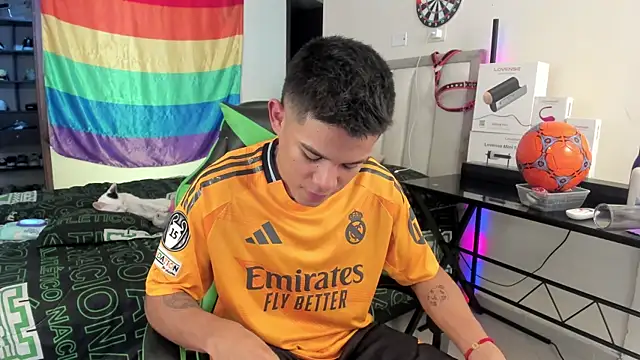 Jack castell online show from October 2025 04:05:02 PM