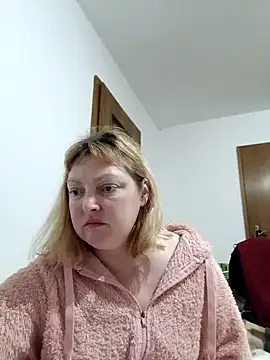 LiluLiluLilu online show from March 2026 10:12:01 PM