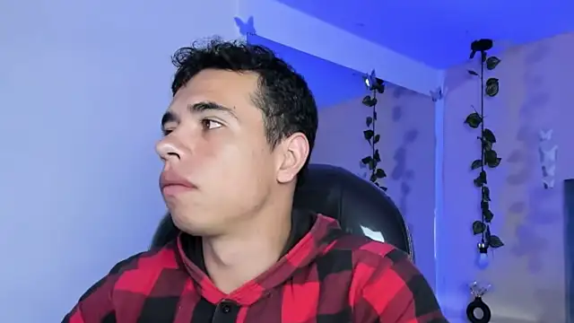 Muscle Scott online show from February 2026 01:56:01 PM