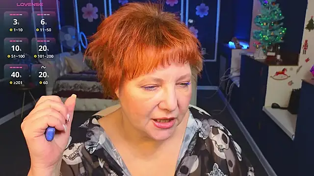 Kira Kenett online show from January 2026 12:18:02 PM