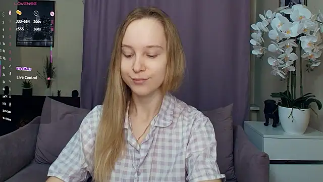 SoonMoor online show from March 2026 06:54:01 PM