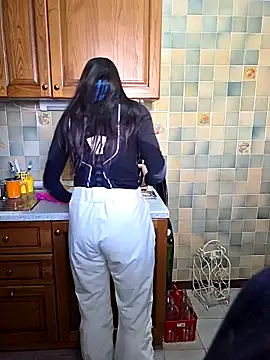 sexy7883 online show from November 2025 11:24:01 AM