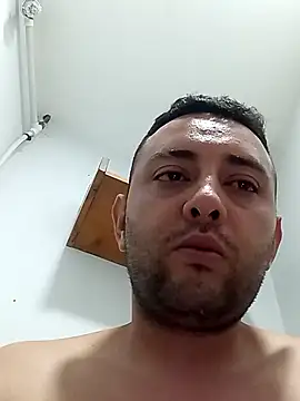 Snapshot of angelitocalientico chatting on May 2026 05:46:02 AM angelitocalientico online show from May 2026 05:46:02 AM