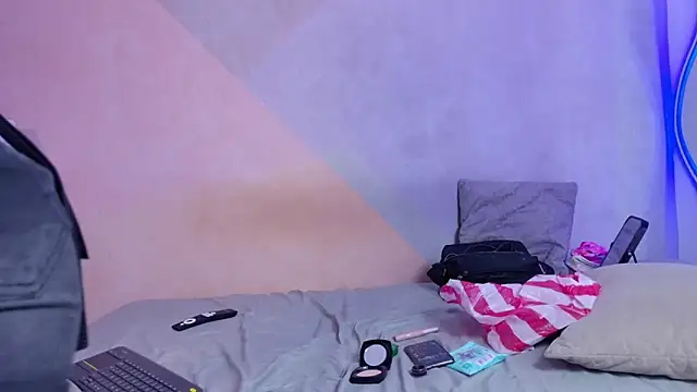 Danka smith online show from September 2025 10:21:02 PM