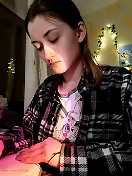 LillySvon online show from April 2026 08:42:02 PM