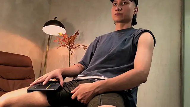 enzo steel online show from November 2025 08:19:01 PM