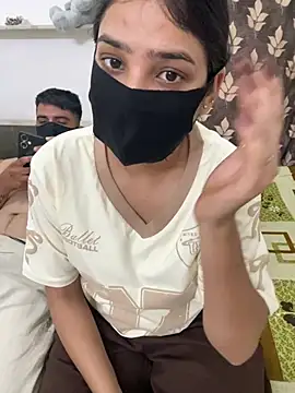 Snapshot of Sex_Queen_aaraya chatting on June 2026 01:50:01 PM Sex Queen aaraya online show from June 2026 01:50:01 PM
