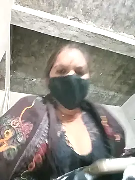 suhani sharmj online show from December 2025 10:49:02 PM