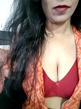 Snapshot of Deepa_Sharma143 chatting on March 2026 01:44:02 AM Deepa Sharma143 online show from March 2026 01:44:02 AM
