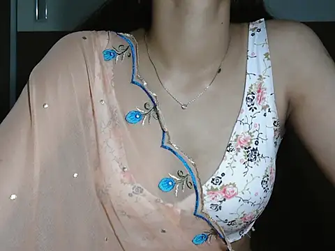 cute seemu online show from September 2025 03:10:02 AM