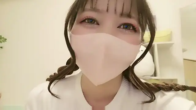 JP Momo o0 online show from September 2025 10:37:01 AM