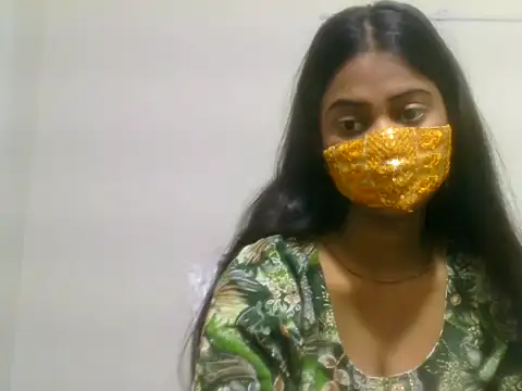 Sweety Live online show from October 2025 02:45:01 AM