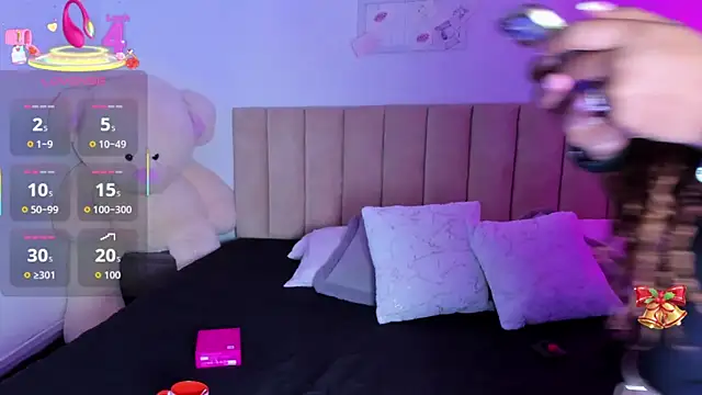 Hill Brownie online show from December 2025 12:00:01 PM