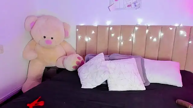 Hill Brownie online show from January 2026 12:10:01 PM