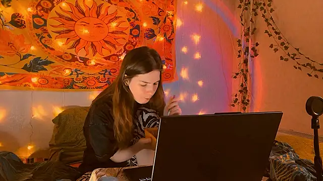 AliceCUNTach online show from February 2026 05:12:01 AM